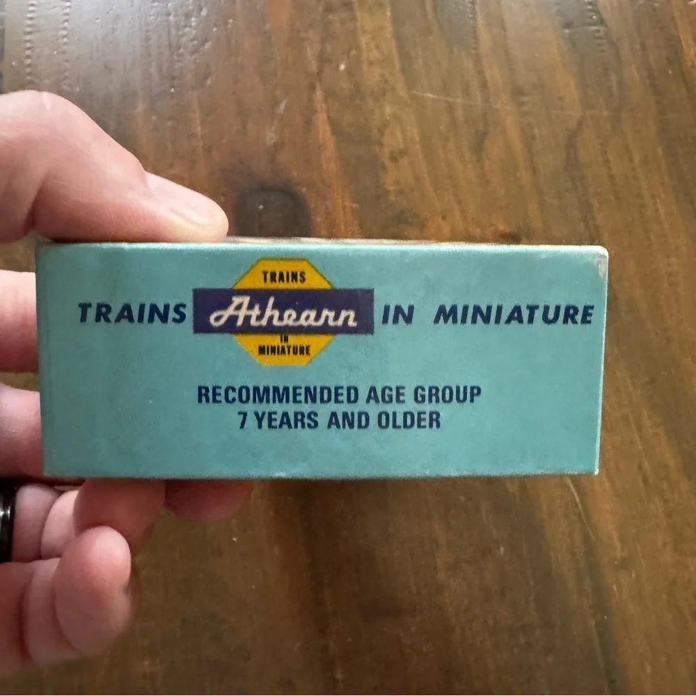 ATHEARN-#1757-WESTERN MARYLAND-4-BAY HOPPER CAR-BUILT KIT-LOT B-HO SCALE